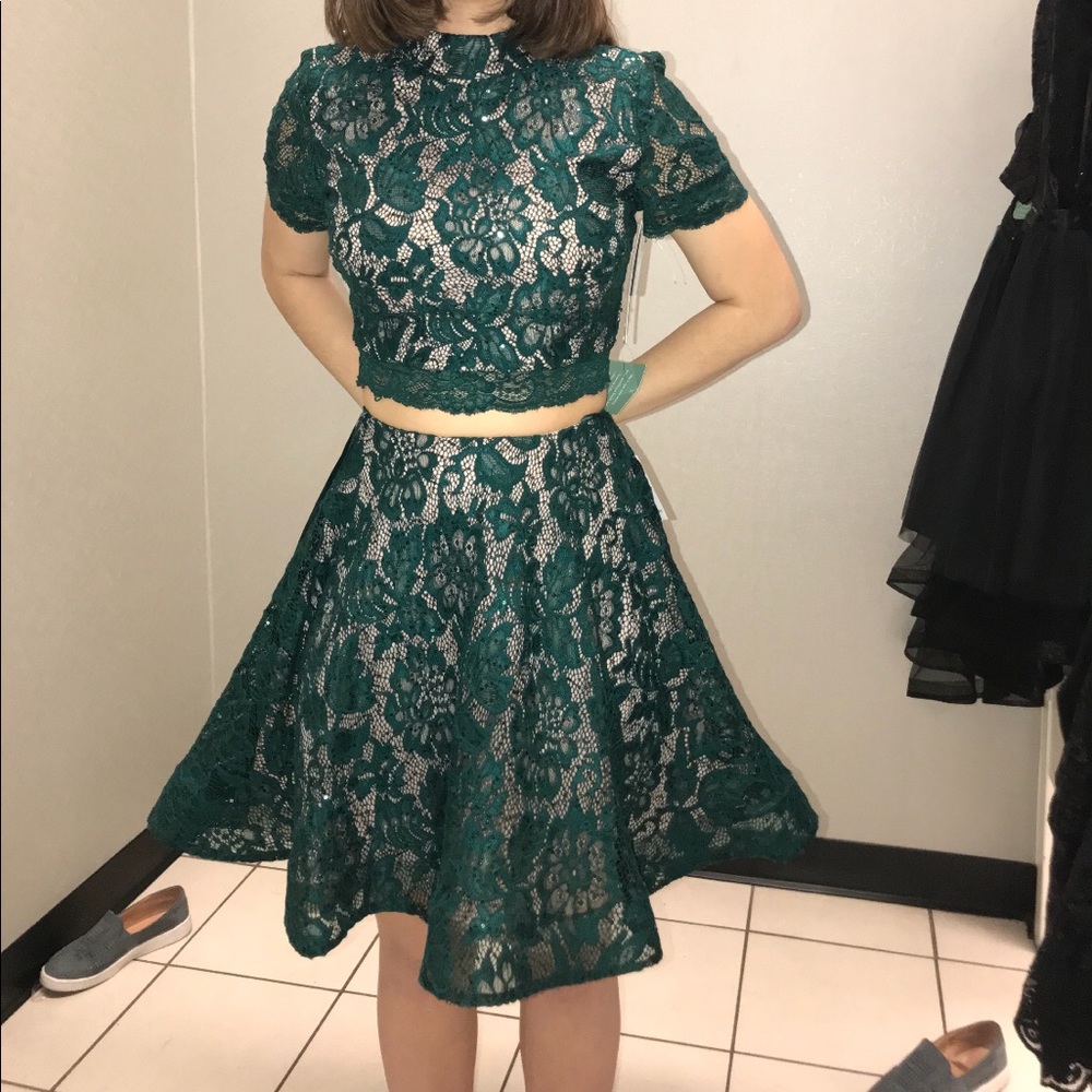 Junior prom dress/ green dress